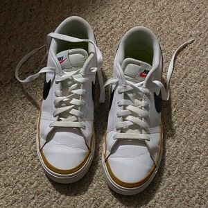 Nike White and Gold Sneakers